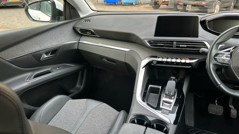 Peugeot 5008 1.2 PureTech Allure 5dr EAT8 Petrol Estate